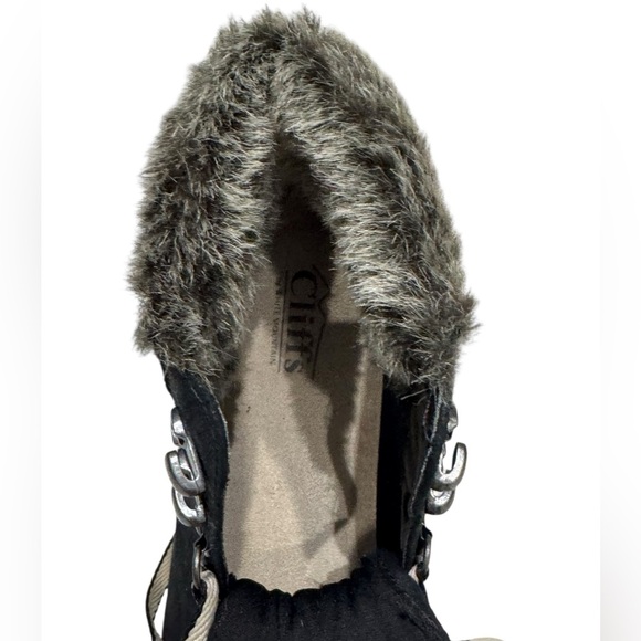 Women’s Cliffs By White Mountain Hallett Faux Fur Trim  Lace Up Boots- Size 8.5 - Picture 9 of 10